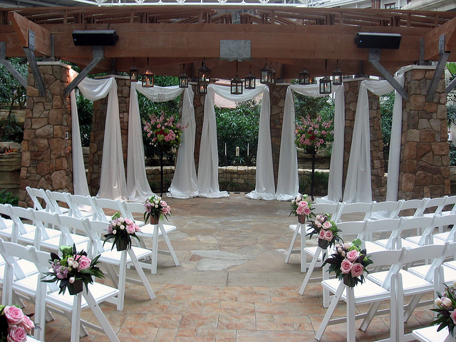 Read more about the article איך תקשטו את המעבר