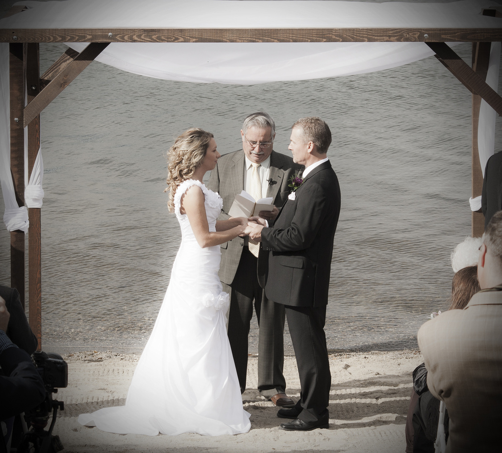 Read more about the article Don’t plan your destination wedding until you have considered these: