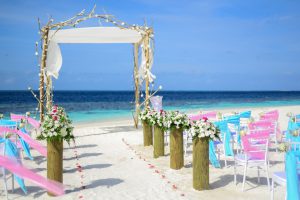 Read more about the article Planning a Destination Wedding on a Budget